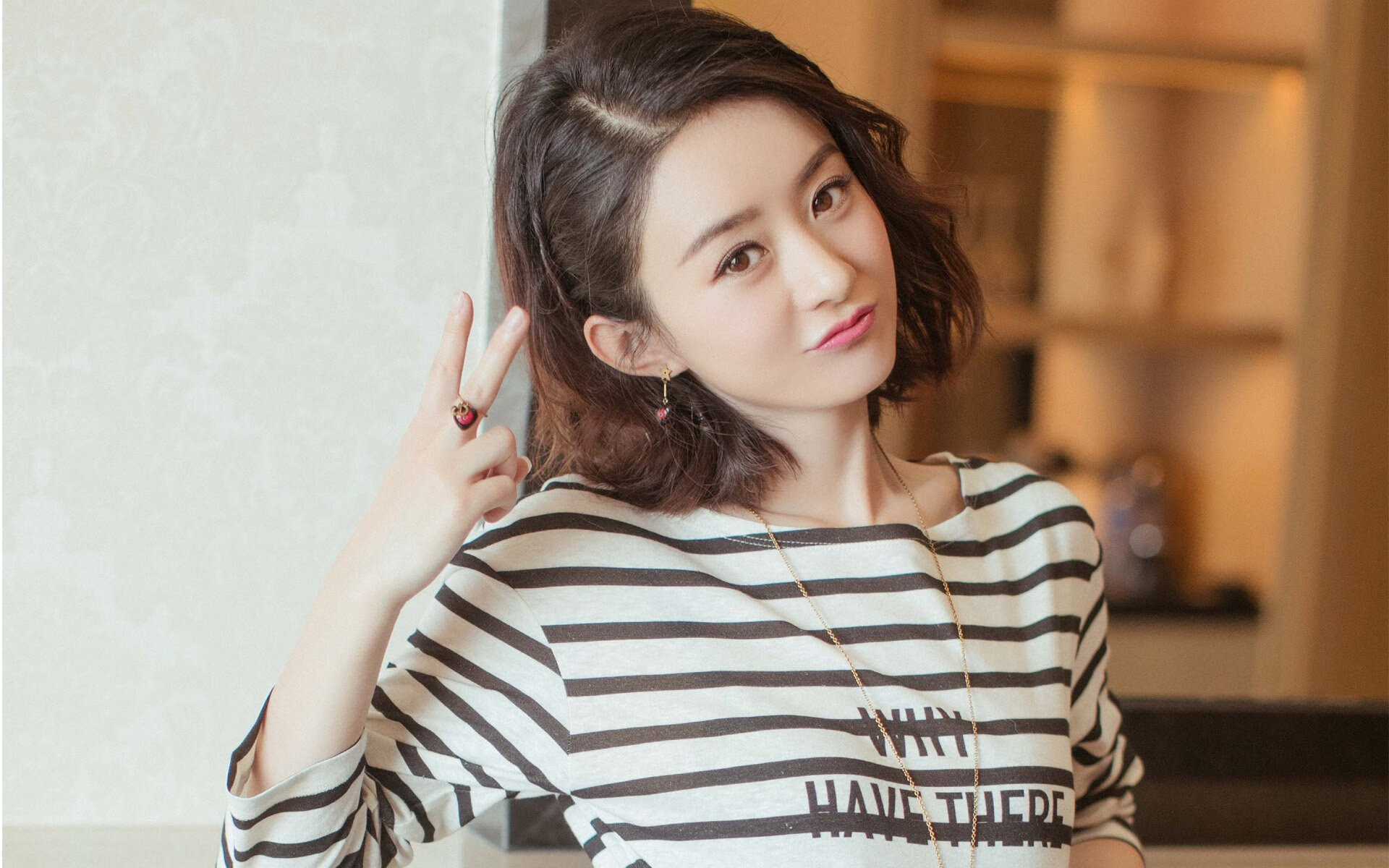 开云官网首页-德甲绝美远射：以技术征服全场，德甲最远进球纪录